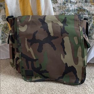 Daddy gear diaper bag